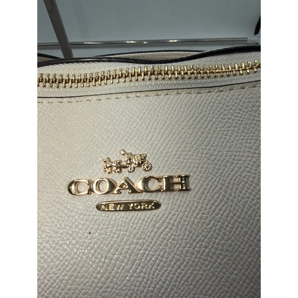 Coach Ava Tote Chalk White Crossgrain Leather Shoulder Bag F57526